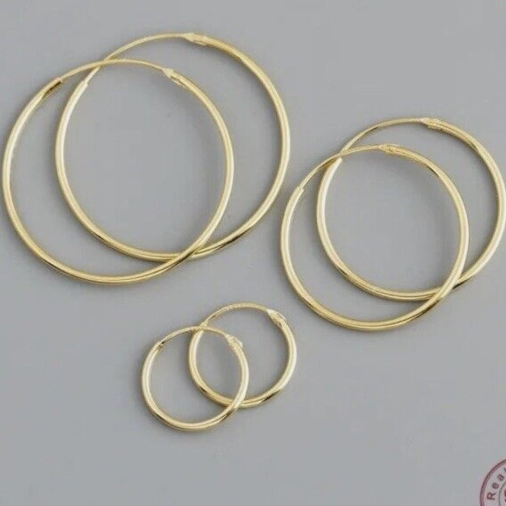 16mm-925 Sterling Silver Fashion Piercing Charm Twist Huggies Hoop Earrings
